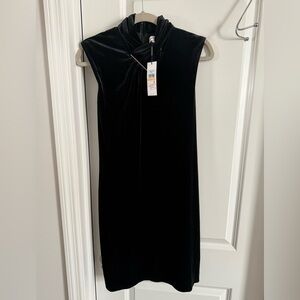 Calvin Klein Black Sheath Mini Dress Sleeveless Mock Neck